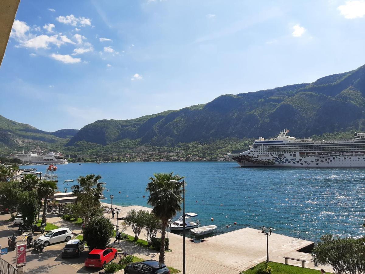 Luxury Flat With Amazing View Ines Apartman Kotor Kültér fotó